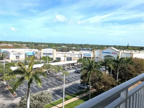 7266 SW 88th Street Miami FL 33156