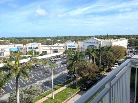 7266 SW 88th Street Miami FL 33156