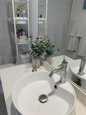 4250 NE Biscayne Boulevard Miami FL 33137