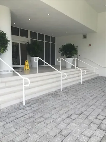 4250 NE Biscayne Boulevard Miami FL 33137