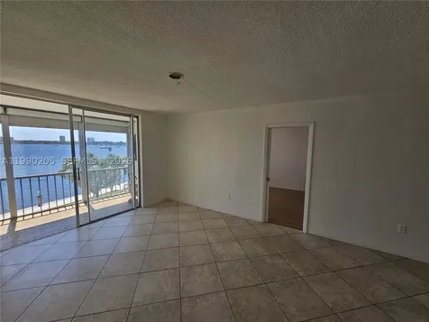 3020 Marcos Drive Aventura FL 33160