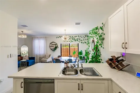 1443 SW 54 Terrace North Lauderdale FL 33068