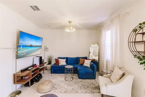 1443 SW 54 Terrace North Lauderdale FL 33068