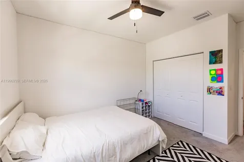 1443 SW 54 Terrace North Lauderdale FL 33068