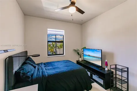 1443 SW 54 Terrace North Lauderdale FL 33068