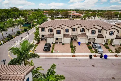1443 SW 54 Terrace North Lauderdale FL 33068