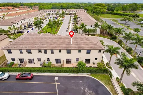 1443 SW 54 Terrace North Lauderdale FL 33068