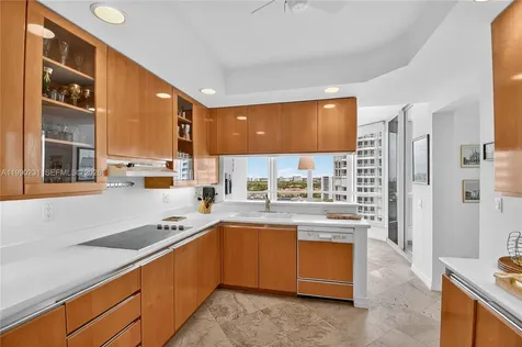 21150 Point Place Aventura FL 33180