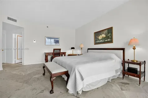 21150 Point Place Aventura FL 33180