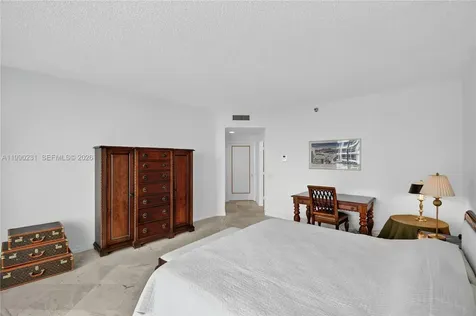 21150 Point Place Aventura FL 33180