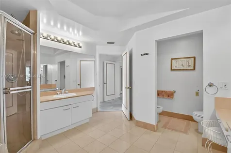 21150 Point Place Aventura FL 33180
