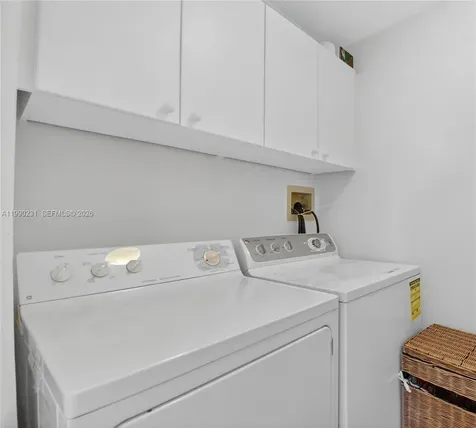 21150 Point Place Aventura FL 33180