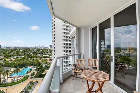 21150 Point Place Aventura FL 33180