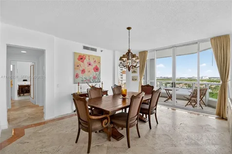 21150 Point Place Aventura FL 33180
