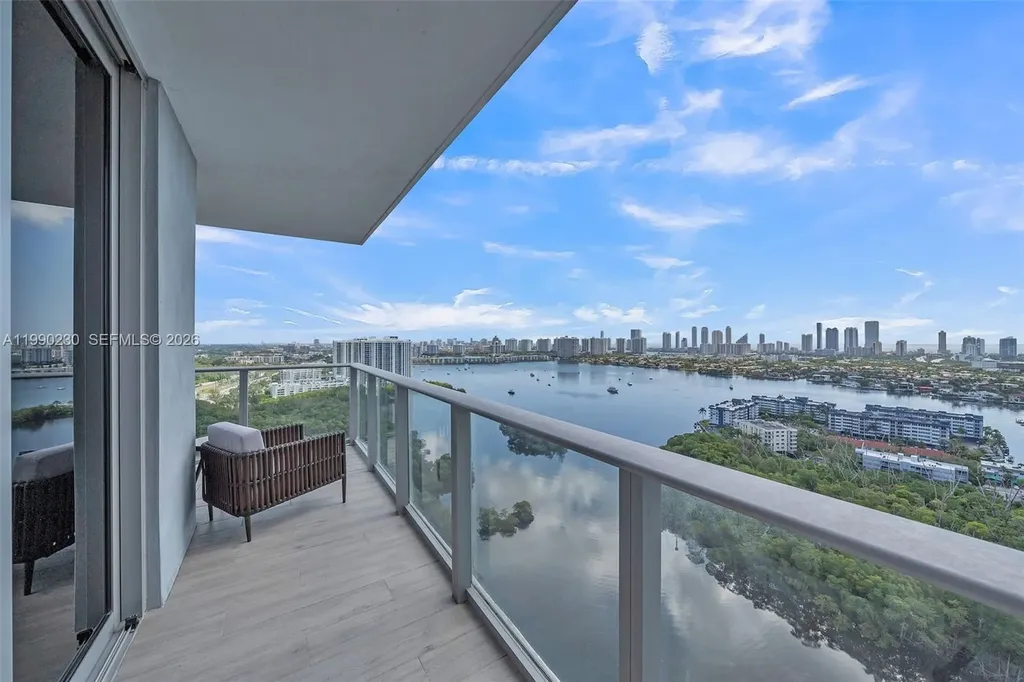 16385 Biscayne Boulevard North Miami Beach FL 33160