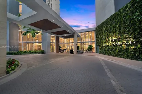 16385 Biscayne Boulevard North Miami Beach FL 33160