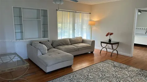 90 Isle Of Venice Drive Fort Lauderdale FL 33301