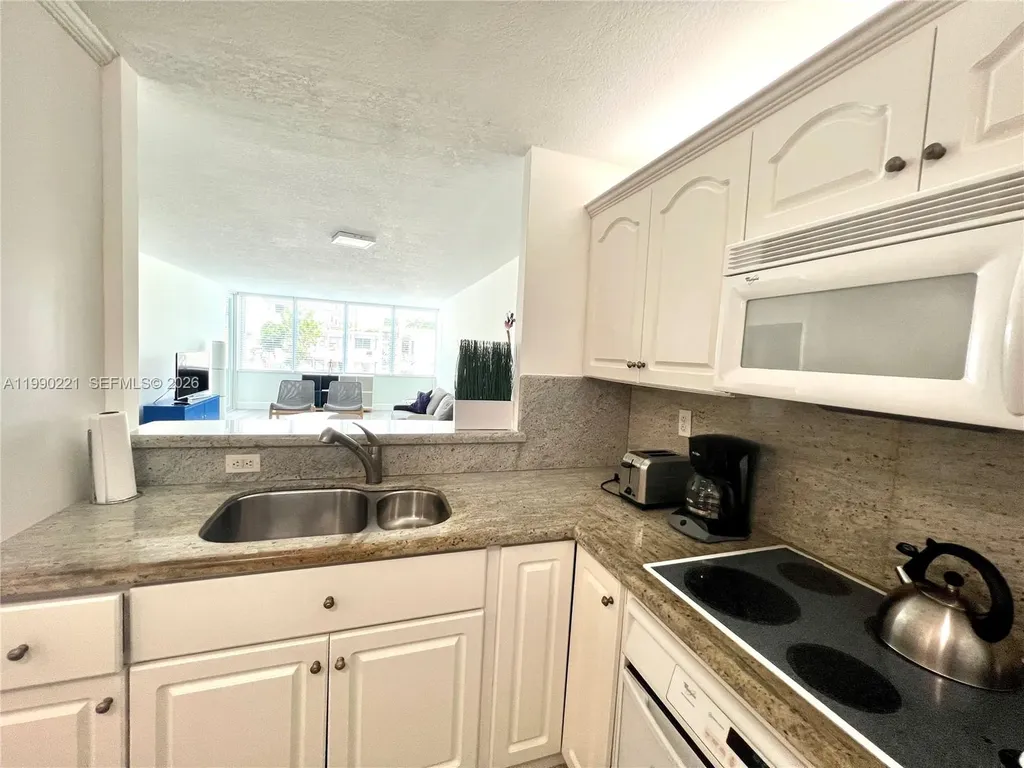 8233 Harding Avenue Miami Beach FL 33141