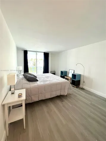 8233 Harding Avenue Miami Beach FL 33141