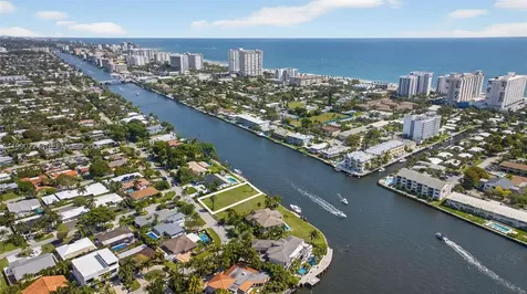 700 SE 28th Avenue Pompano Beach FL 33062