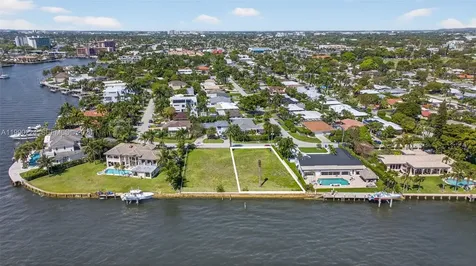 700 SE 28th Avenue Pompano Beach FL 33062
