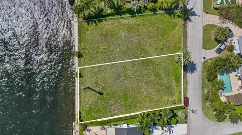 700 SE 28th Avenue Pompano Beach FL 33062