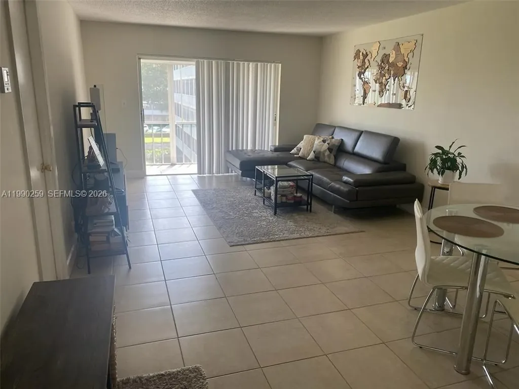 4700 Washington Street Hollywood FL 33021