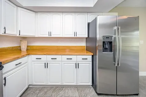 5311 Banyan Lane Tamarac FL 33319