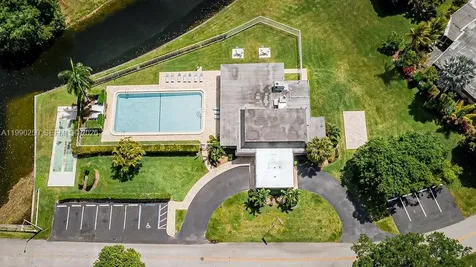 5311 Banyan Lane Tamarac FL 33319