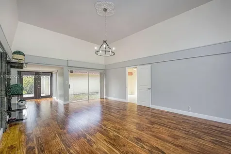 5311 Banyan Lane Tamarac FL 33319