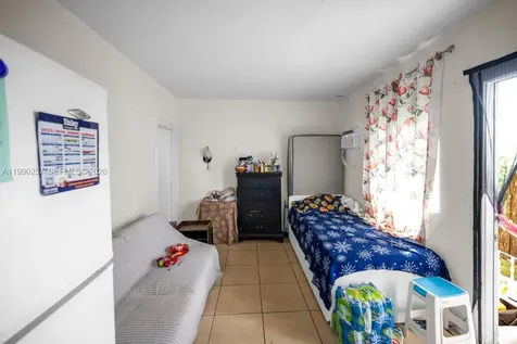 3018 NW 23rd Avenue Miami FL 33142