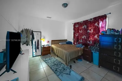 3018 NW 23rd Avenue Miami FL 33142