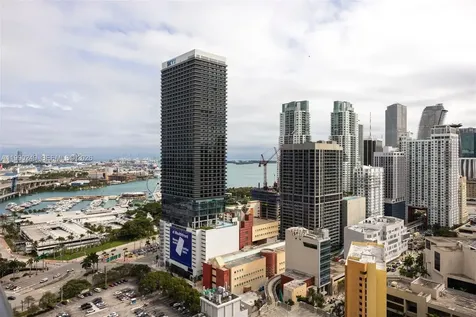 159 NE 6th Street Miami FL 33132