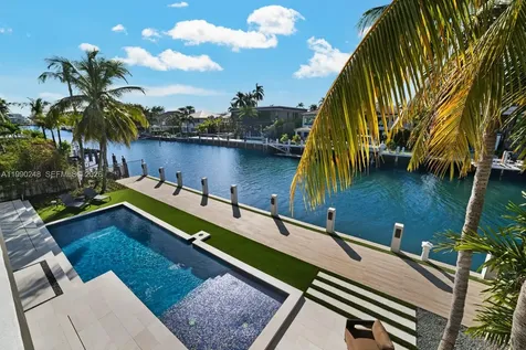 641 Flamingo Drive Fort Lauderdale FL 33301