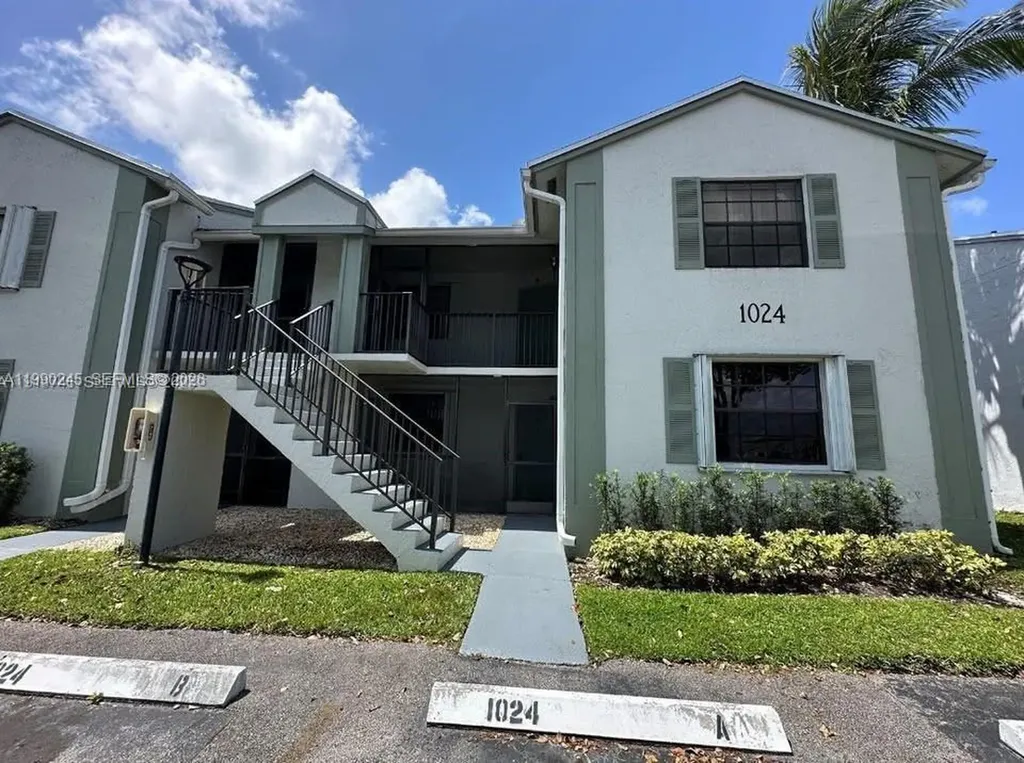 1024 S Independence Drive Homestead FL 33034