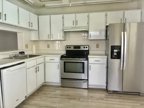 1024 S Independence Drive Homestead FL 33034