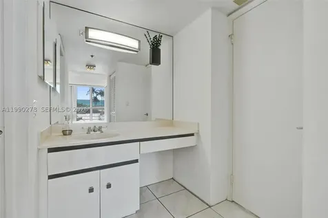 6767 Collins Avenue Miami Beach FL 33141