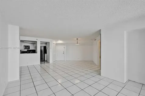 6767 Collins Avenue Miami Beach FL 33141