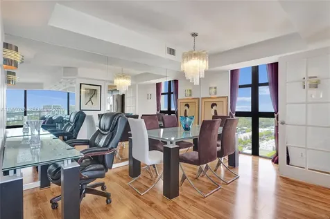 4000 Towerside Terrace Miami FL 33138