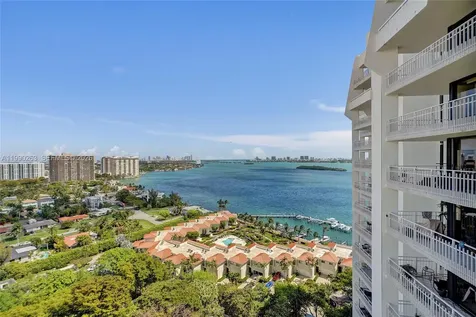 4000 Towerside Terrace Miami FL 33138