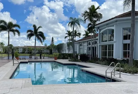 9640 NW 2 Street Pembroke Pines FL 33024