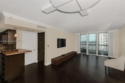 19195 NE 36th Court Aventura FL 33180