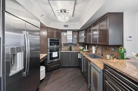 19195 NE 36th Court Aventura FL 33180