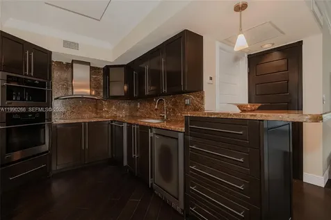19195 NE 36th Court Aventura FL 33180