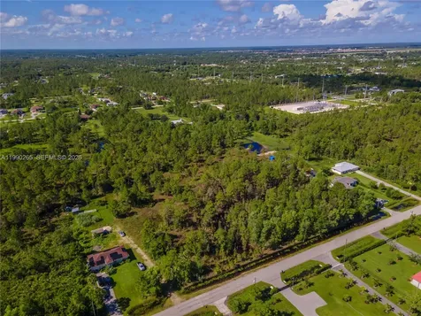 50TH Avenue NE Everglades Boulevard N Naples FL 34120