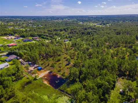 50TH Avenue NE Everglades Boulevard N Naples FL 34120