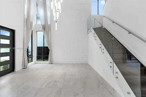 16058 SW 136th Way Miami FL 33196