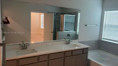 193 Bright Ibis Ave, Apollo Beach Other City - In The State Of Florida FL 33572