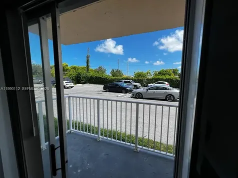 North Miami Beach FL 33160