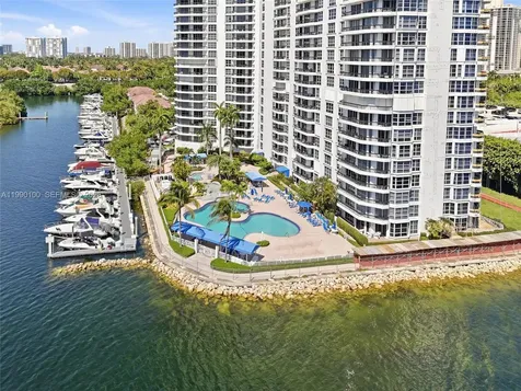 3530 Mystic Pointe Drive Aventura FL 33180